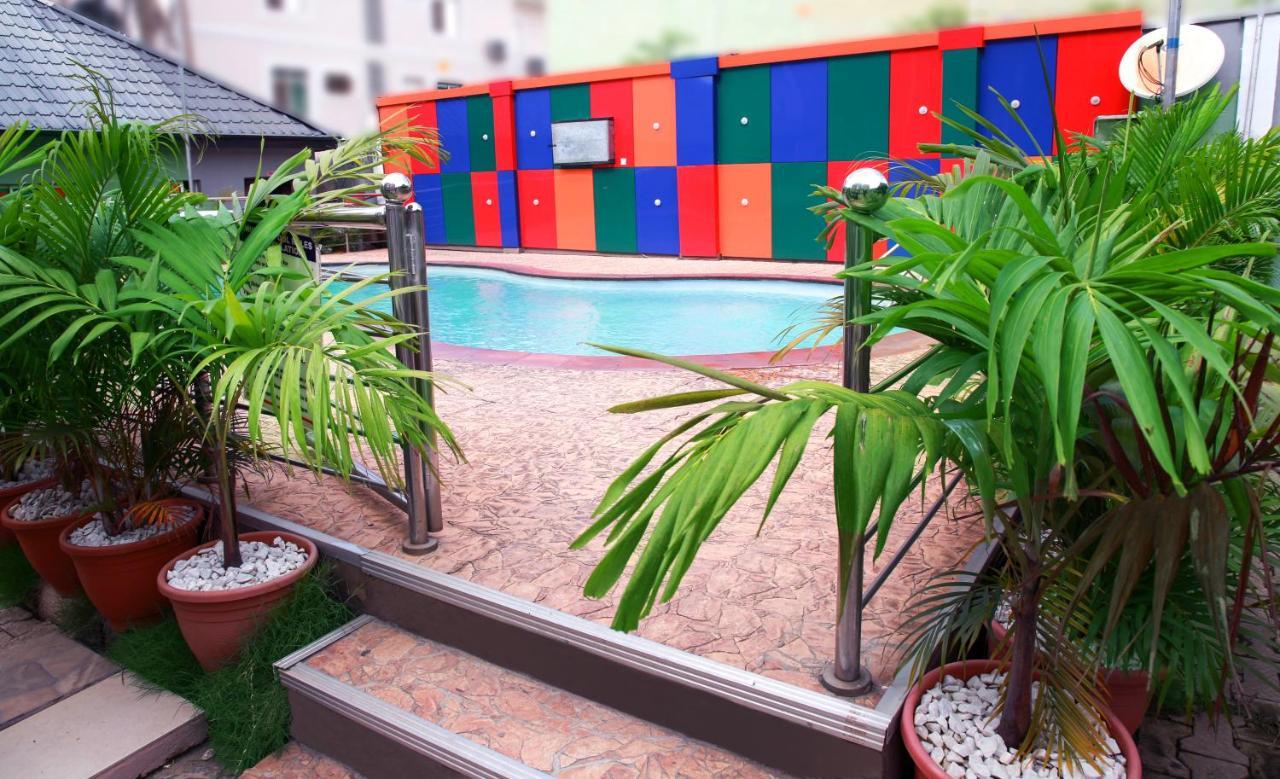 Western Dreams Hotel Αμπούζα Εξωτερικό φωτογραφία